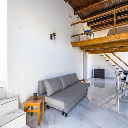 Apartament Carrozzieri Nest At Historical Center Neapol Zewnętrze zdjęcie