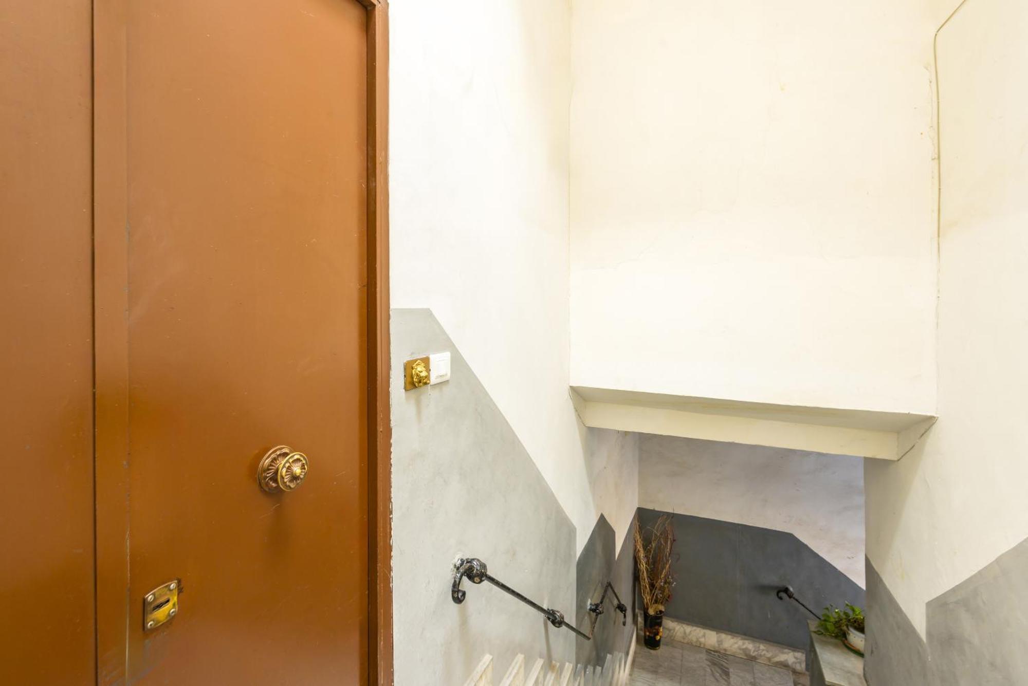 Apartament Carrozzieri Nest At Historical Center Neapol Zewnętrze zdjęcie