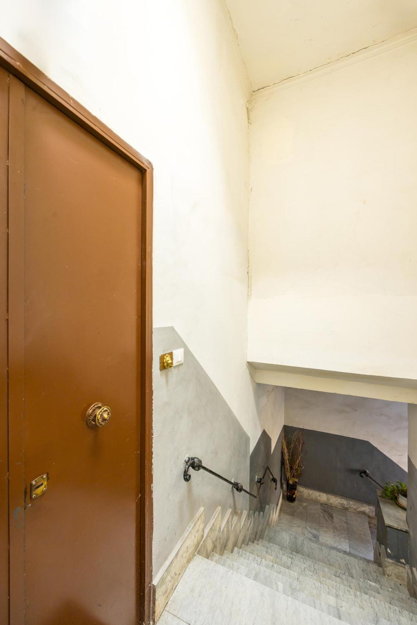 Apartament Carrozzieri Nest At Historical Center Neapol Zewnętrze zdjęcie