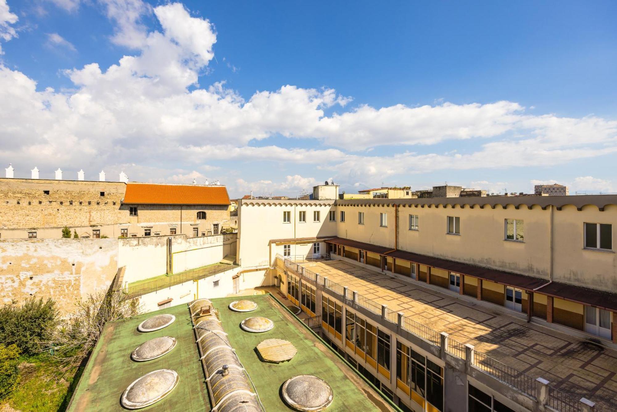 Apartament Carrozzieri Nest At Historical Center Neapol Zewnętrze zdjęcie